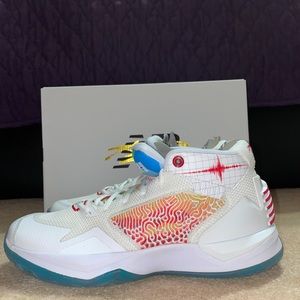 Men’s New Balance Kawhi Leonard Basketball Shoes